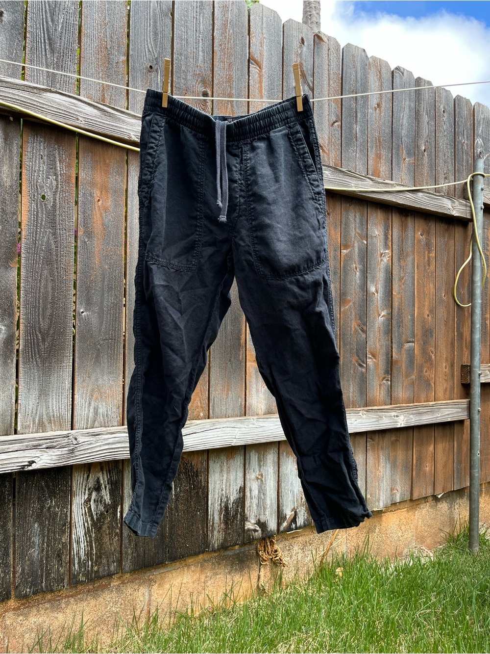 Todd Snyder Black Elastic-Waist Jogger Pants
